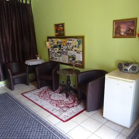 Milanna Apartment Breclav Ngoại thất bức ảnh