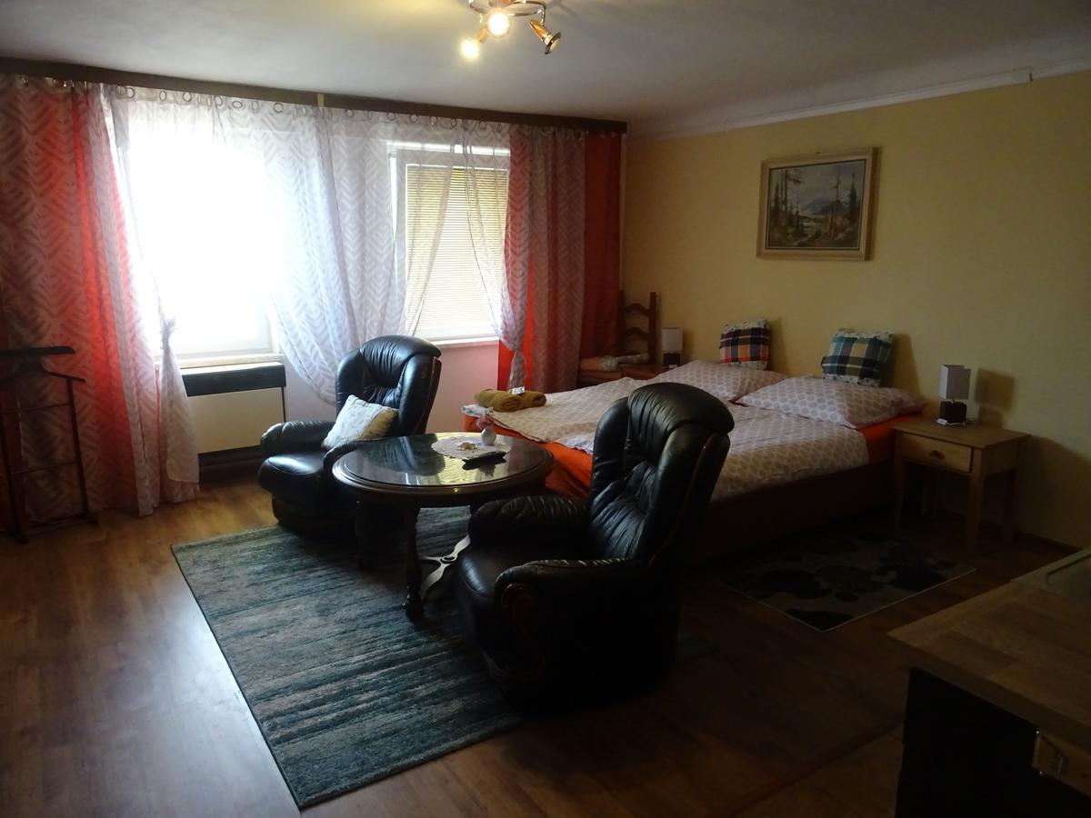 Milanna Apartment Breclav Ngoại thất bức ảnh