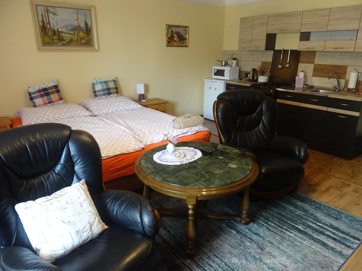 Milanna Apartment Breclav Ngoại thất bức ảnh